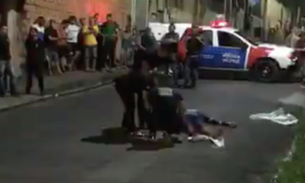Homem é executado no meio da rua por motoqueiro em Manaus 