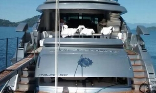 Carro de luxo e lancha de Eike Batista são arrematados em leilão