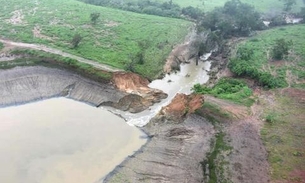 Famílias voltam para casa após rompimento de barragem na Bahia