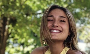 Solteira, Sasha Meneghel mostra corpão de biquíni em viagem a Itália