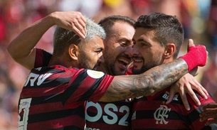 Com show de Arrascaeta e Gabriel, Flamengo goleia o Goiás no Maracanã