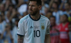 Messi é punido em R$ 194 mil por ter reclamado de vitória brasileira na Copa América