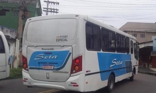 Criminosos agridem a socos e 'mata-leão' mais de 20 trabalhadores durante assalto a rota em Manaus