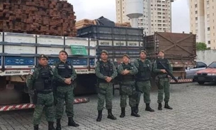 Três caminhões com madeira serrada ilegal são apreendidos no Amazonas