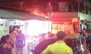 Em pleno funcionamento, pizzaria pega fogo e clientes se desesperam em Manaus