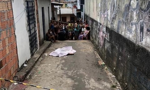 Jovem é executado com tiros na cabeça em beco de Manaus