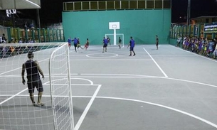 Quadra esportiva revitalizada é entregue em bairro de Manaus 
