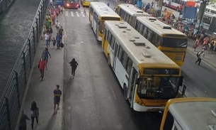 Com faca, grupo é preso suspeito de roubar passageiros no Terminal 5 em Manaus 