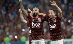 Flamengo atropela o lanterna Avaí em Brasília e volta a se isolar na liderança
