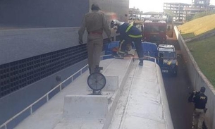 Mais de 4,5 toneladas de maconha são encontradas escondidas em caminhão-tanque na BR