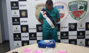 Para pagar dívida do filho, pai assume venda de drogas e acaba preso em Manaus