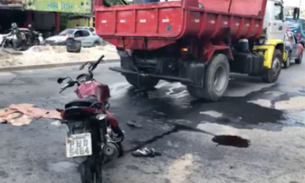 Motorista entra em choque com caçamba e deixa ferido em Manaus
