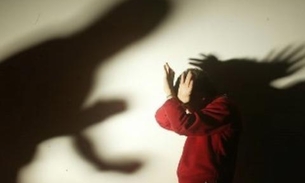 Avó é presa suspeita de espancar e raspar a cabeça do neto Amazonas