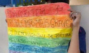 Sobre a mãe que invadiu escola para bater no filho gay