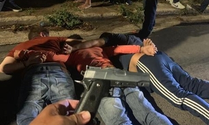 Trio é preso suspeito de arrastões em paradas de ônibus em Manaus