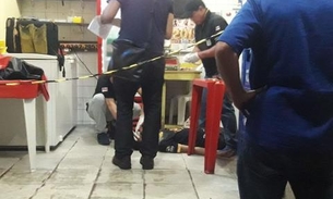 Homem é assassinado quando preparava sanduíches para clientes em Manaus