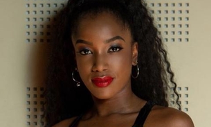 Iza dança de biquíni mínimo e encanta fãs