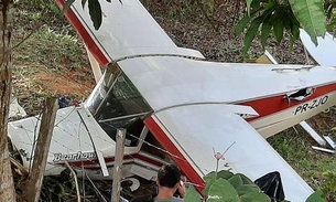 Avião com missionário americano cai em área de mata no Amazonas