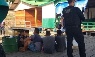 Homens são presos em embarcação no Amazonas com 53 kg de maconha 