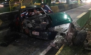 Duas pessoas ficam presas em ferragens durante grave acidente em Manaus
