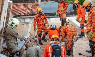 Bombeiros encontram 9ª vitima de desabamento e encerram buscas em Fortaleza