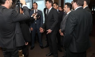 Bolsonaro chega a Pequim e reúne-se com empresários