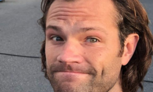 Jared Padalecki, de Supernatural, é preso após briga em bar 