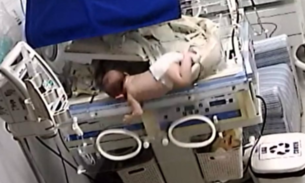 Funcionária de maternidade esquece de travar incubadora e bebê prematuro cai
