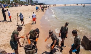  Óleo reaparece em mais oito praias de cinco Estados do Nordeste