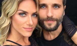 Bruno Gagliasso e Giovanna Ewbank resgatam filhotinho de cachorro na estrada 