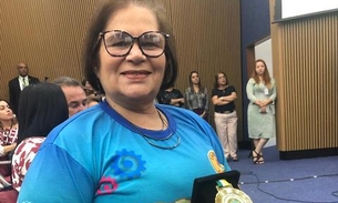 Diretora do Lar Batista Janell Doyle recebe homenagem em Brasília