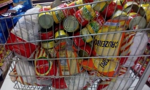 Supermercado é flagrado vendendo mais de 50 kg de produtos vencidos em Manaus