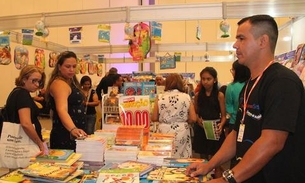 Feira de livros do Sesc Amazonas faz homenagem a Luiz de Miranda Corrêa