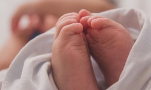 Em Manaus, recém-nascido cai da cama no meio da noite e morre