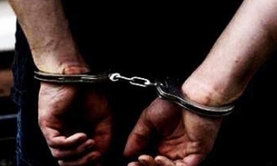 Fora de controle, marido esmurra mulher e tenta escapar de PMs em Manaus