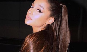 Ariana Grande impressiona ao mostrar cabelo natural em clique raro