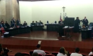 Vídeo: Promotor e advogado de defesa batem boca durante julgamento de Sotero em Manaus