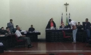 Amigo de advogado morto no Porão do Alemão diz que também foi baleado ao tentar correr