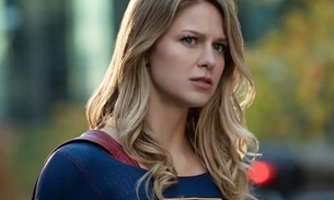 Em relato chocante, estrela de 'Supergirl' revela agressões do ex: 'arrastada no concreto pelos cabelos'