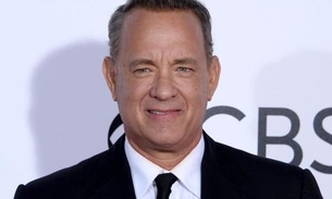 Tom Hanks aparece irreconhecível no trailer de ‘Um Lindo Dia na Vizinhança’