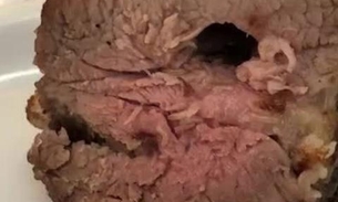 Clientes encontram larvas em carne servida em churrascaria de luxo