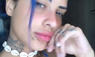 Tati Zaqui rebola e exibe curvas siliconadas em vídeo de biquíni mínimo 