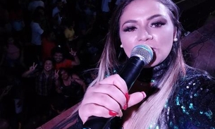 Cantora de forró morre após passar mal em show