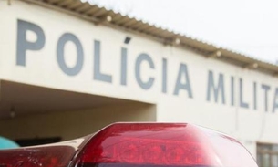 Suspeito de tráfico invade igreja durante culto para fugir da polícia