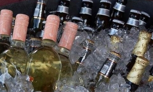 Saiba como gelar bebidas de um jeito mais rápido