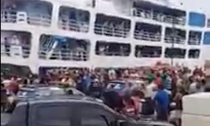 Após denúncias, mais de 50 passageiros são retirados de navio superlotado no Amazonas