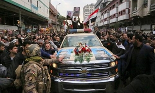 Corpo de general morto pelos EUA no Iraque chega ao Irã