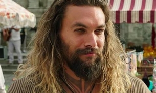 Jason Momoa vai ao Globo de Ouro usando regata e viraliza na web