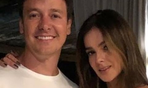 Rodrigo Faro relembra foto antiga com a esposa e impressiona internautas: '23 anos se passaram'