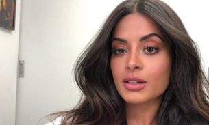 Aline Riscado ostenta barriga 'trincada' em passeio de barco